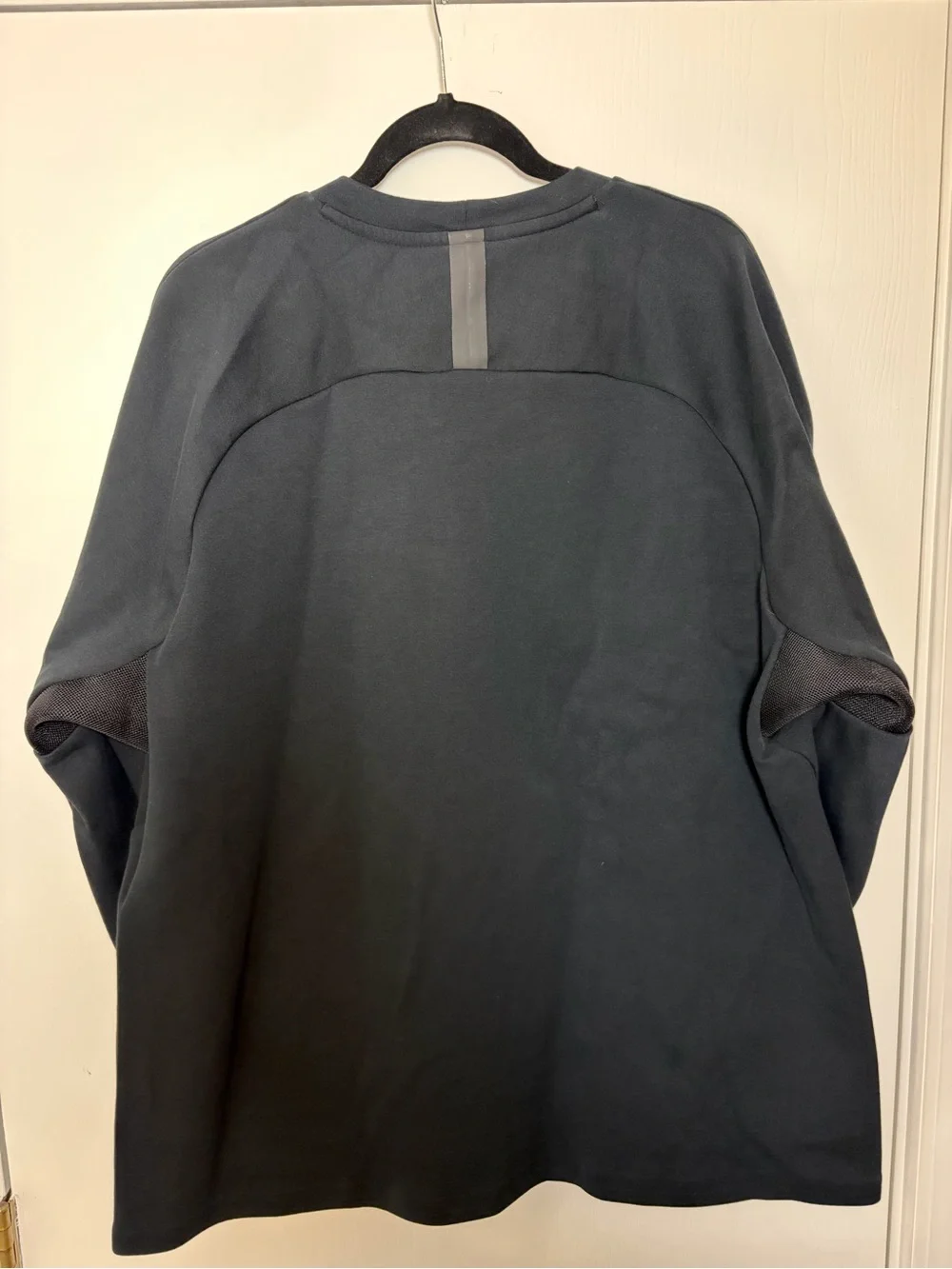 Nike simple crewneck